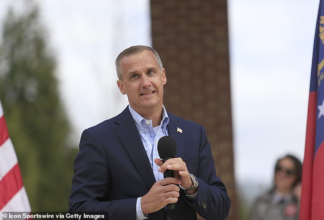 The memo claims Lewandowski was 'referenced' at the time in an on-going criminal investigation