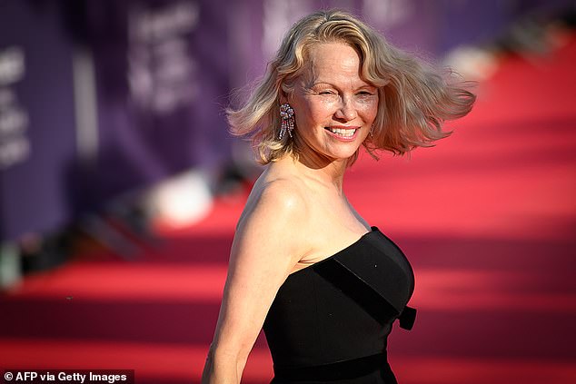 This comes as the romance has been rocked by a wild claim, with critics questioning whether the high-profile fling was nothing more than a stunt