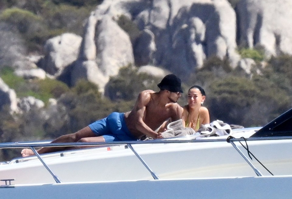 Jude Bellingham and his girlfriend relaxing on a yacht.