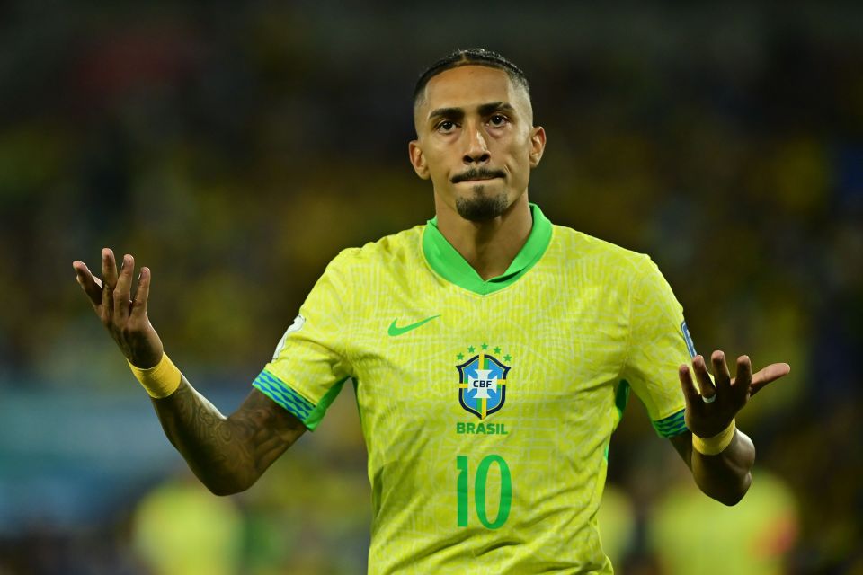 Raphinha, Brazilian soccer player #10, during a match.