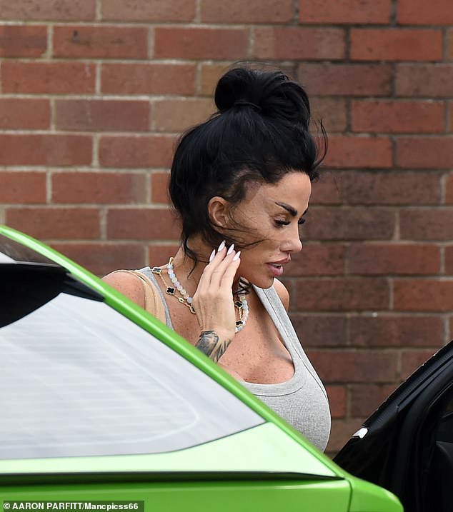 Katie appeared on a mission as she arrived on location