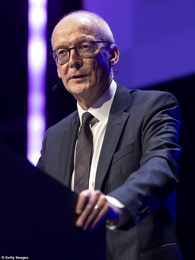Secretary of State for Work and Pensions Pat McFadden said he knows Brits will 'keep their cool' today when their phones make a siren-like noise for 10 seconds