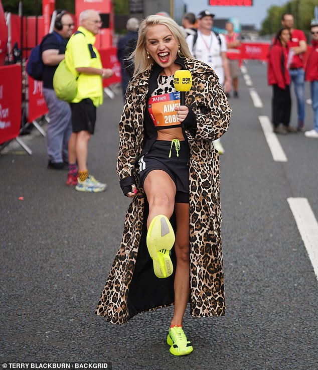 Former British snowbaorder Aimee Fuller joined the BBC presenting team on the start line for the race