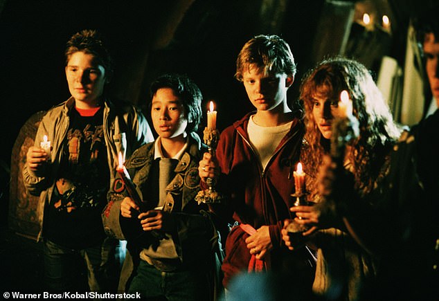 (L-R) Corey Feldman, Ke Huy Quan, Martha Plimpton and Kerri Green in The Goonies (1985)