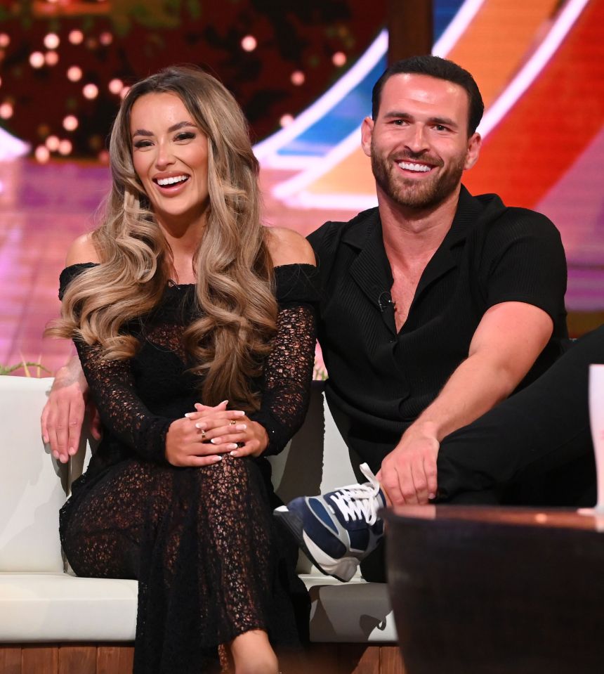 Harriet Blackmore and Ronnie Vint on Love Island: Aftersun.