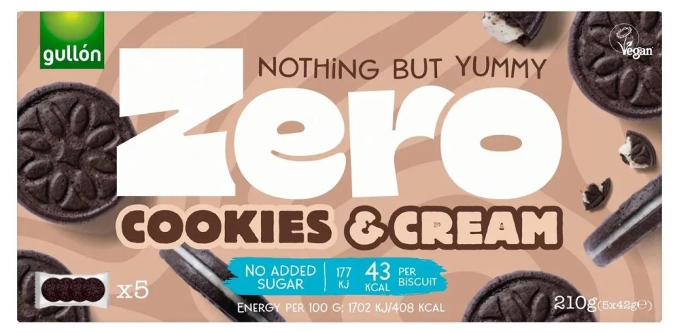 Package of Gullón Zero Cookies & Cream vegan biscuits.