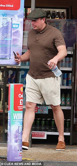 Thomas, who was casually clad in a polo shirt and shorts, kept his head down as he nipped into the shops to buy a bottle of water
