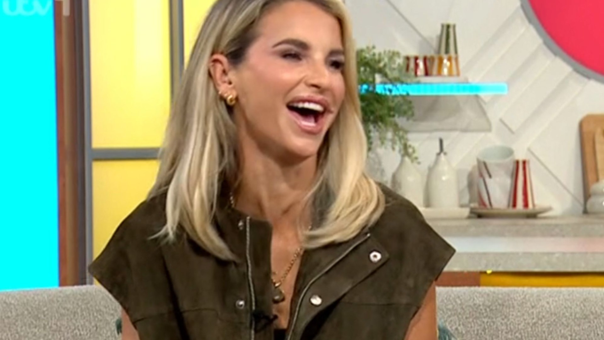 Watch the moment Vogue Williams takes a savage swipe at Molly-Mae's NTA win live on Lorraine