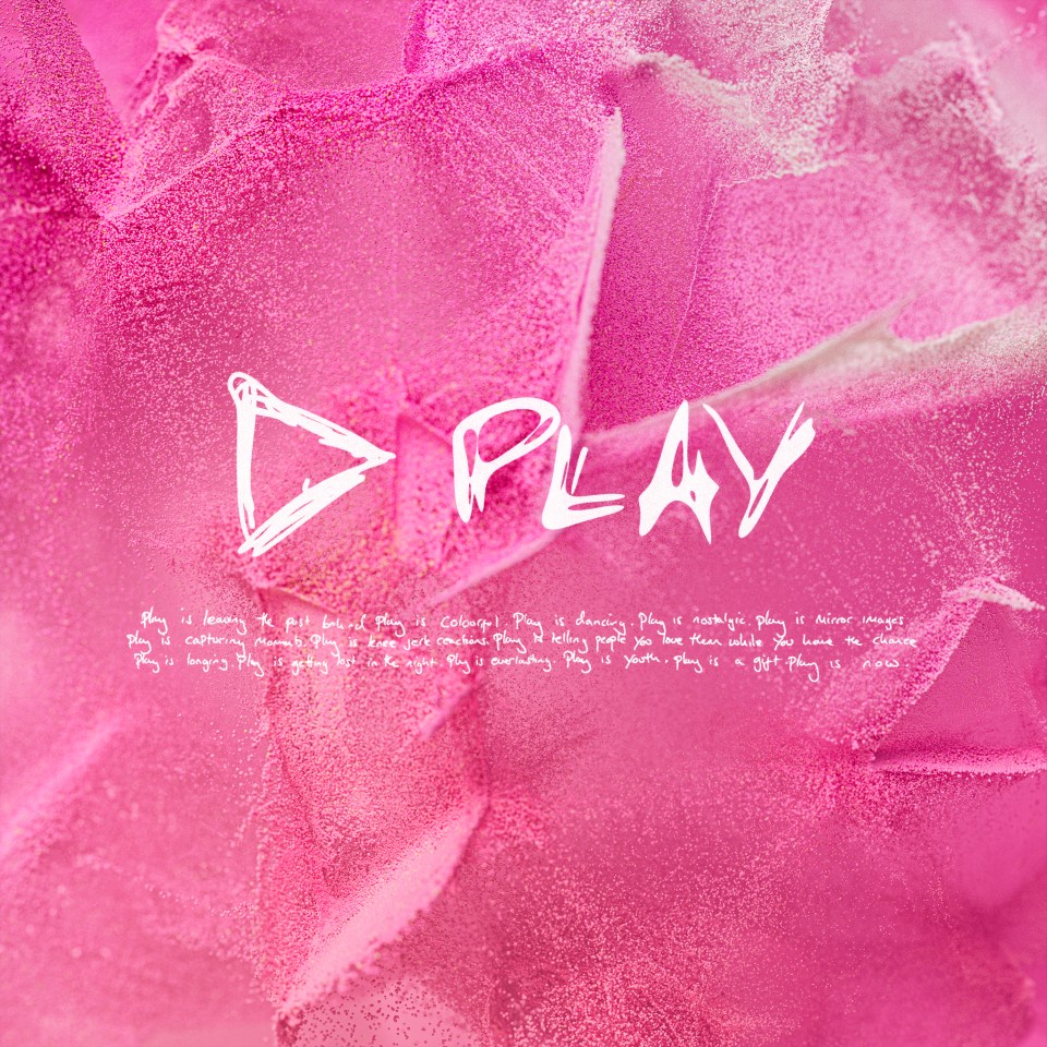 Album art for Ed Sheeran's "Play" album.