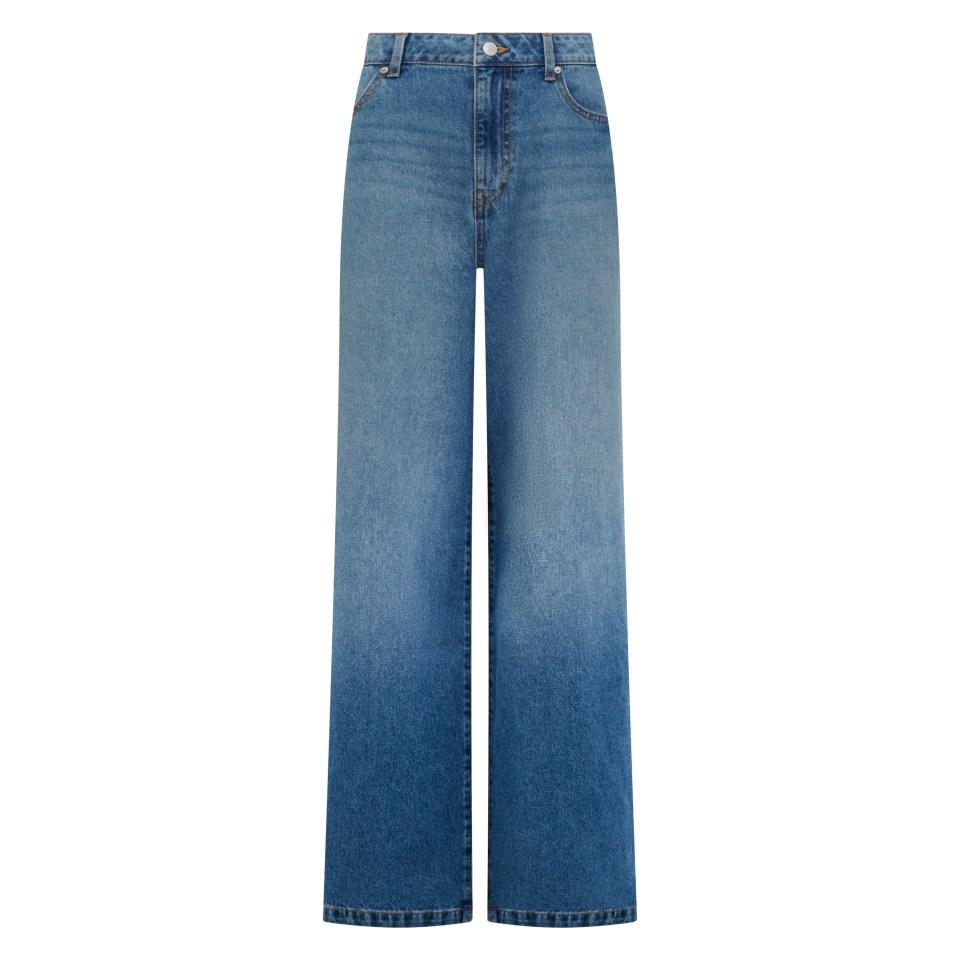 Wide-leg jeans.