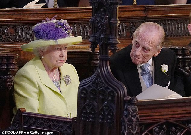 As the wedding approached, Meghan allegedly became increasingly 'bossy' and Liza said the Queen was privately 'very worried'
