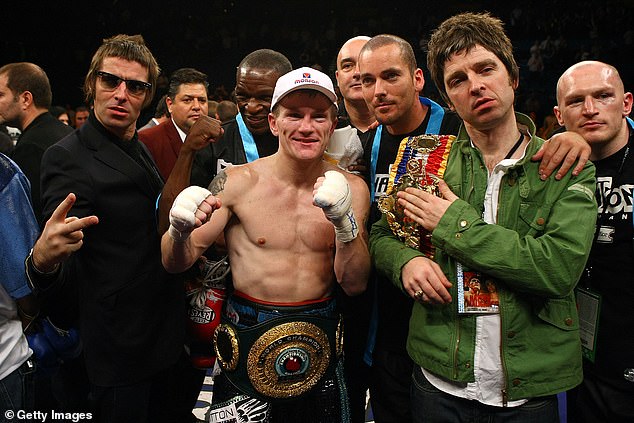 Liam and Noel celebrate Ricky Hatton's 11th round TKO victory against Paulie Malignaggi in 2008 in Las Vegas