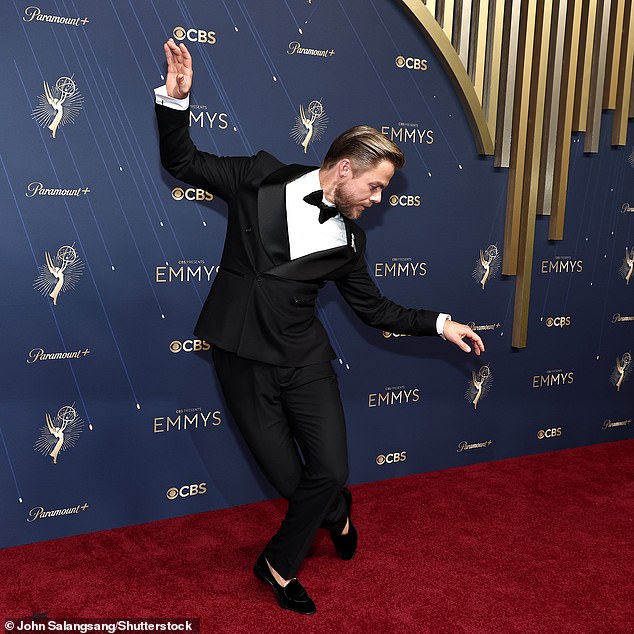 The dancer and choreographer had a blast on the red carpet