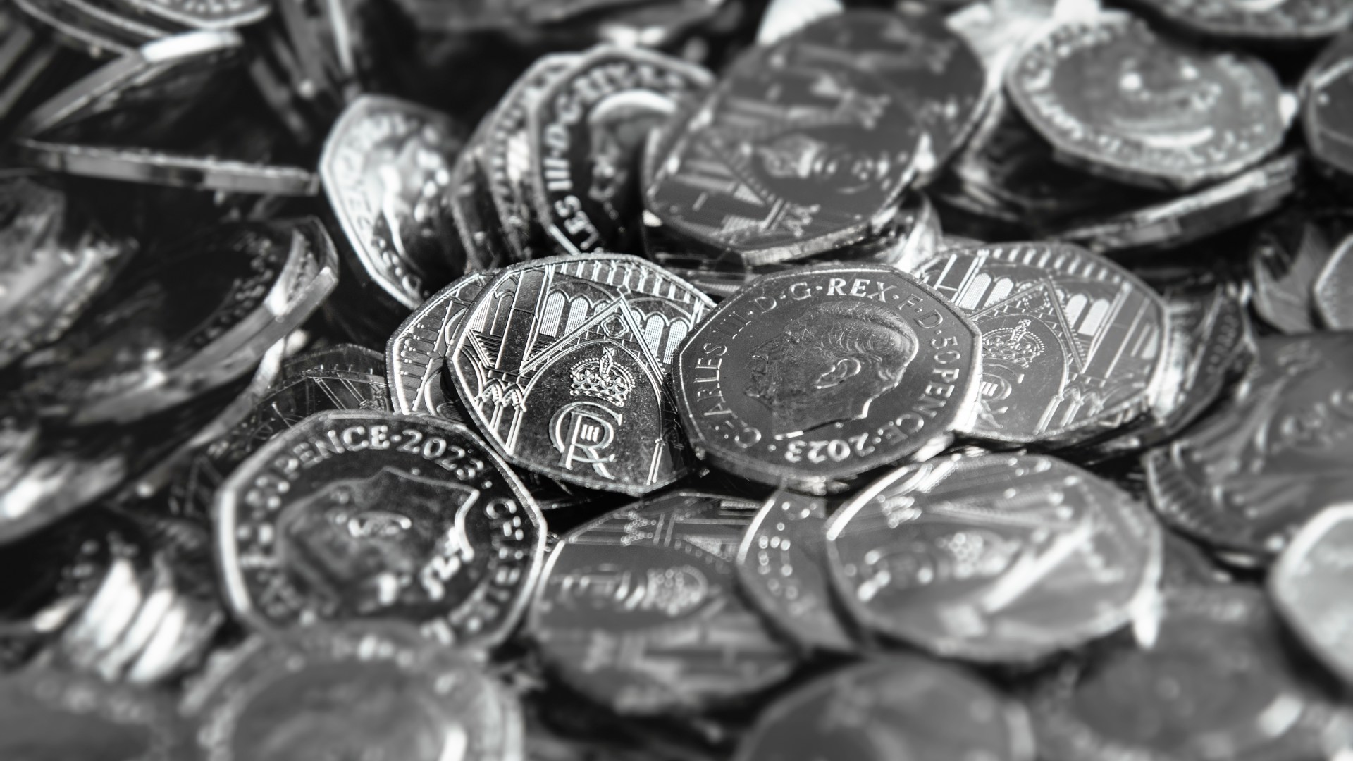 First look at new 50p coin being unveiled by the Royal Mint that's based on a popular board game