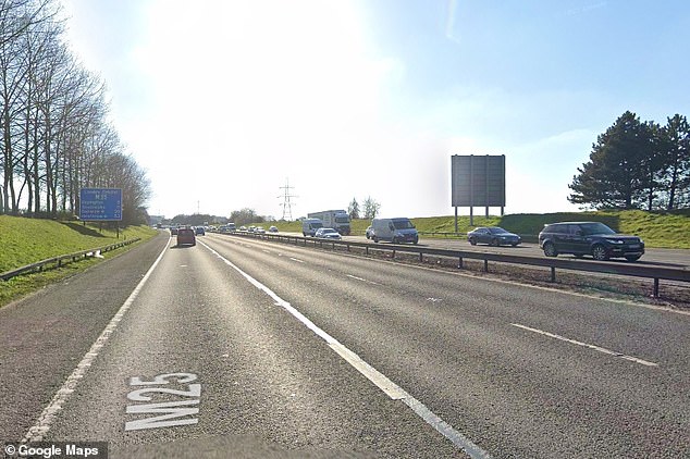 The major motorway is currently closed between Junction 3 (Swanley) and Junction 4 (Orpington)