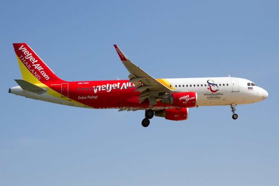 VietJet Air Airbus A320 landing at Phuket airport.