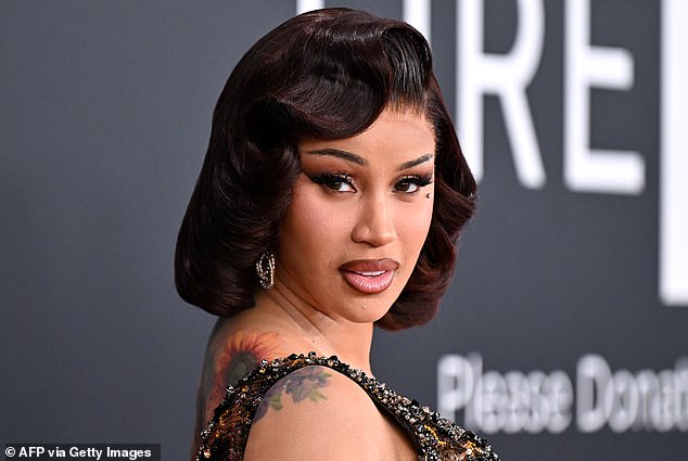 Cardi gushed over her and Diggs's shared ambition, revealing they are each determined to be 'the greatest' in their fields