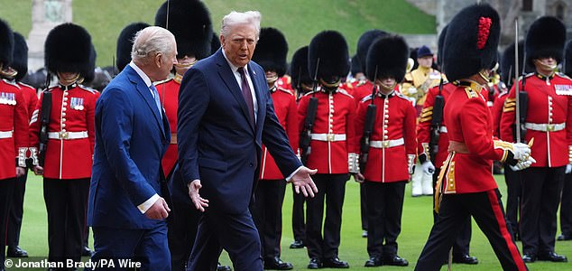 King Charles III (left) and US President Donald Trump review the guard of honour during the ceremonial welcome at Windsor Castle, Berkshire, on day one of the president's second state visit to the UK. Picture date: Wednesday September 17, 2025. PA Photo. Photo credit should read: Jonathan Brady/PA Wire