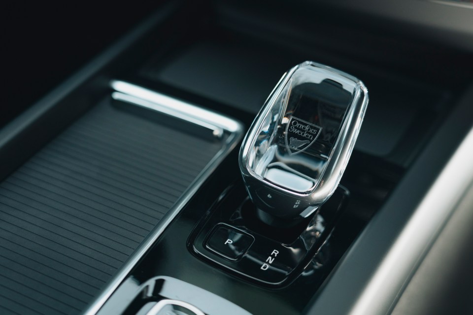 Close-up of a Volvo XC60 gear selector with a crystal knob.