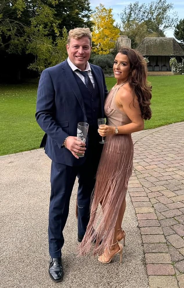 Skinner married Sinead on May 21, 2022. Less than a month after the wedding, Skinner and Amy-Lucy were FaceTiming one another