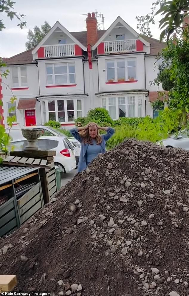 But Kate soon realised she had accidentally ordered 12 tonnes, all of which arrived unbagged and was dumped in a huge pile in her driveway