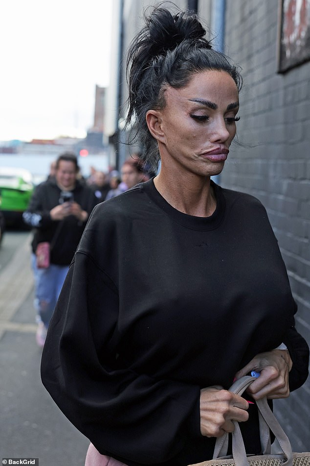 Katie, who claimed she was banned from Princess' TV show and recent birthday party, previously criticised her dress choice for the NTAs and stylist