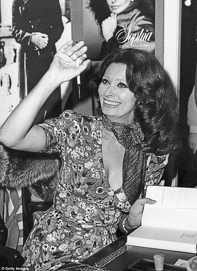Sophia Loren’s biography signing, 1979