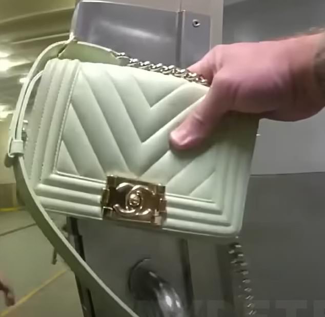 Nash carried two bags, including this light green Chanel purse
