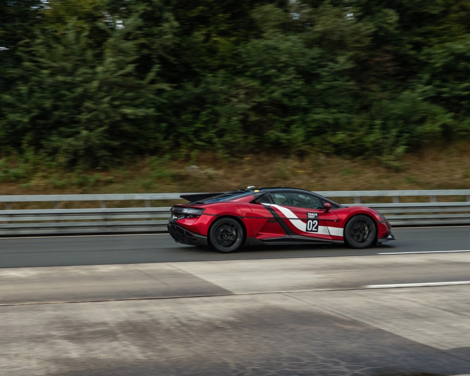 The red and white YangWang U9 Xtreme in motion.