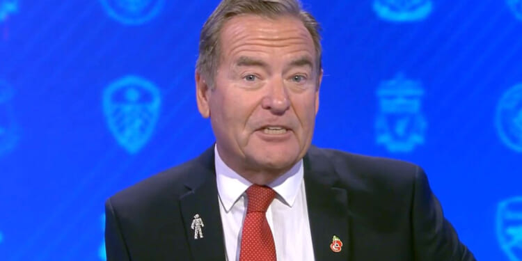 'Wouldn't p*** on him if he was on fire' - Ex-Premier League boss slams Sky Sports legend Jeff Stelling in 8-year grudge