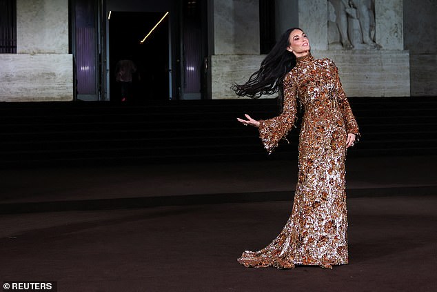 She made sure to show off the eye-catching gown from all angles