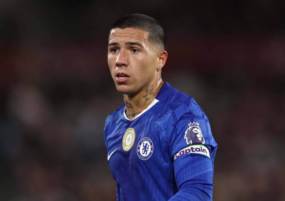 Enzo Fernandez of Chelsea wearing a captain's armband.