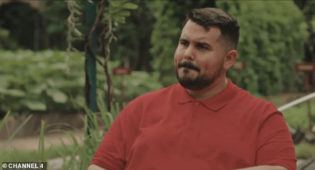 In the latest episode, the pair shared an intimate beachside dinner when, behind the scenes, Sarah told producers that Dean needed to 'get some tattoos and lose some weight, maybe?'