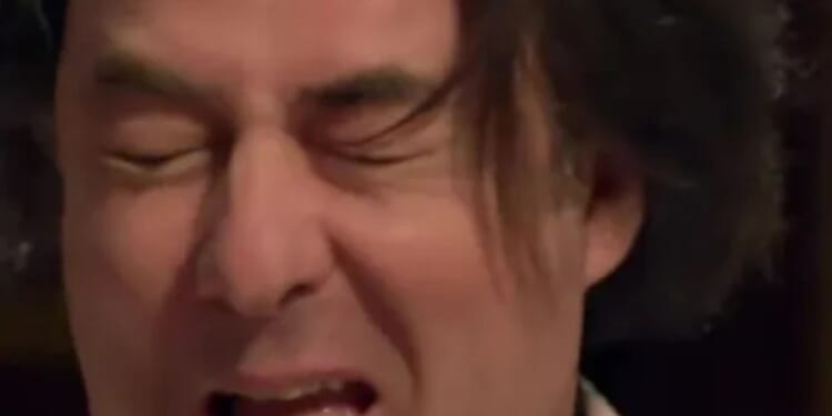 Celebrity Traitors fans spot ‘giveaway clue’ that Jonathan Ross is a traitor - days before series start