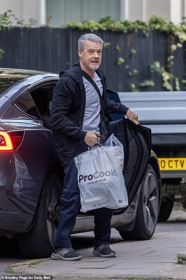 Dianne's celeb partner Stefan Dennis followed close behind, ready for another gruelling day in the training room