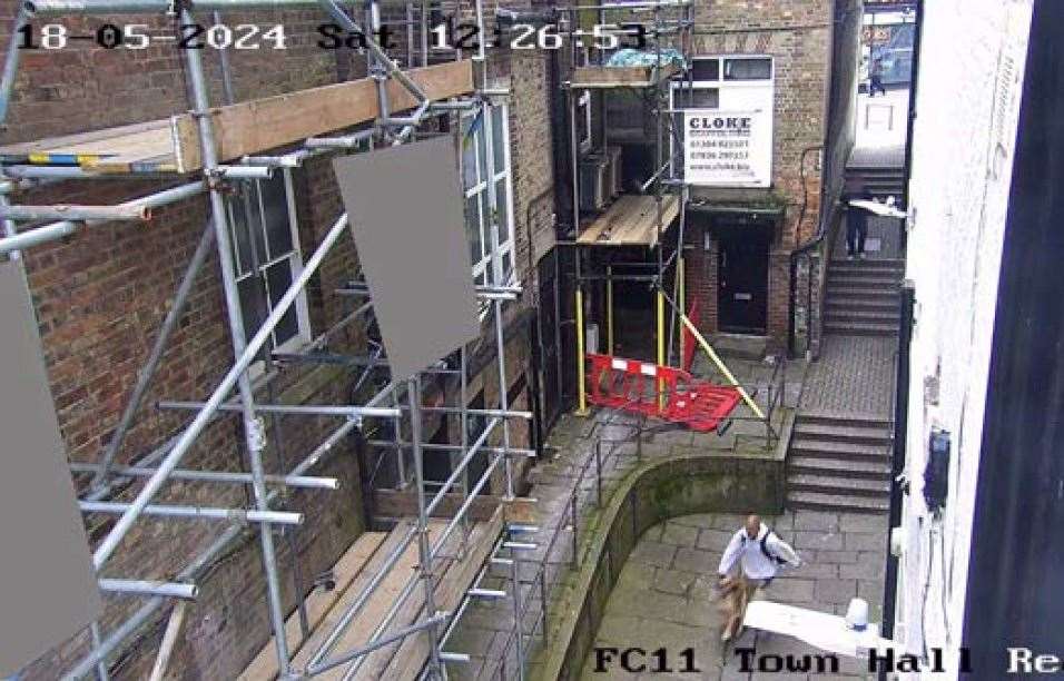 Moment dad chases down Belgian Malinois that mauled ‘screaming’ daughter, 8, in FACE - before vicious hound attacks him