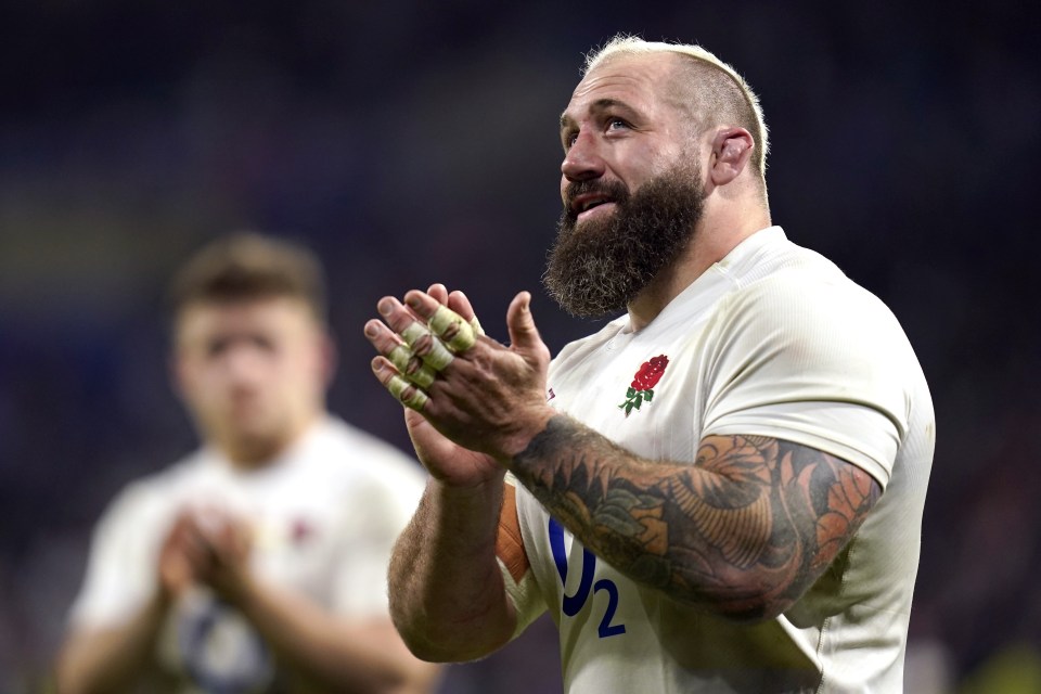 Harlequins prop Joe Marler applauding.