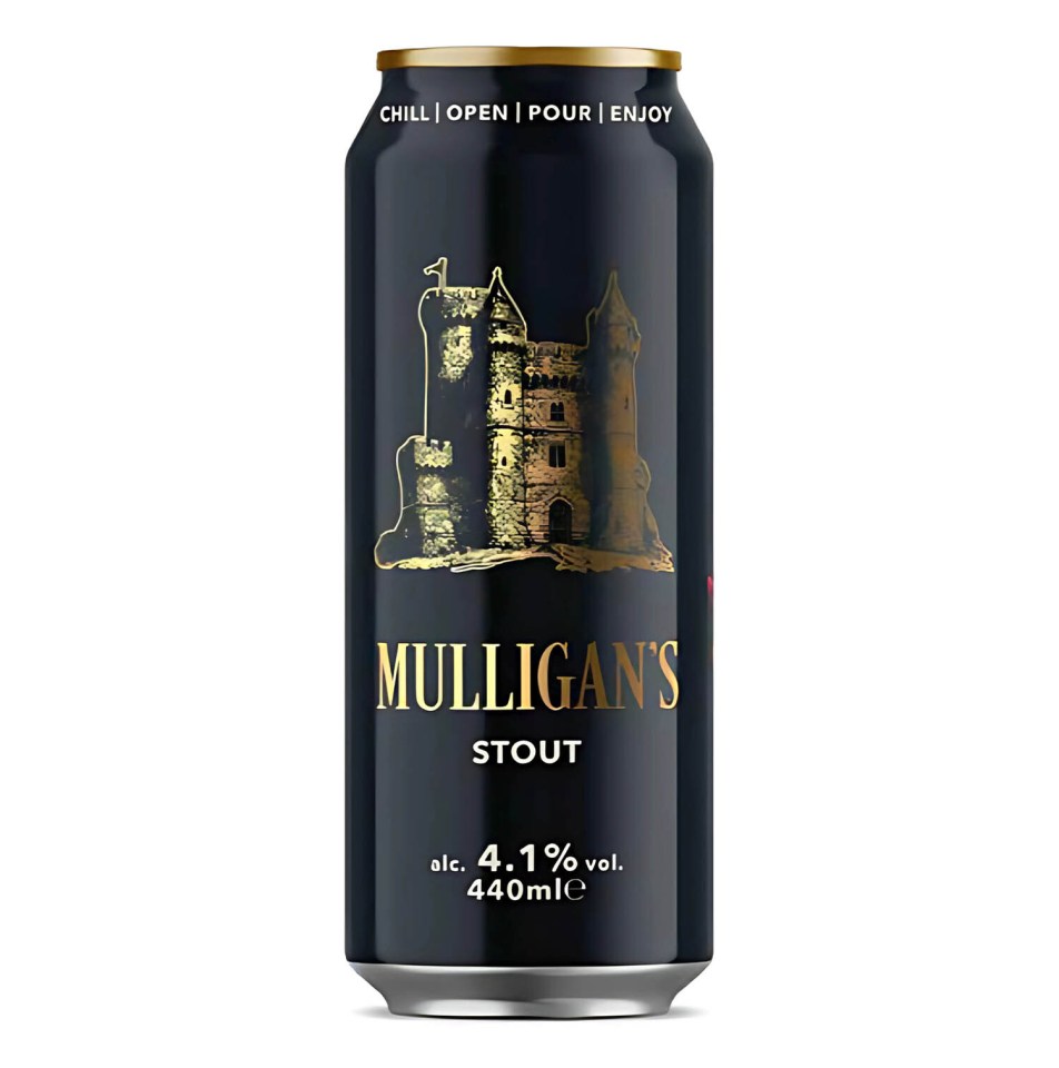 Black can of Mulligan's Stout with a gold castle illustration, 4.1% vol, 440ml.
