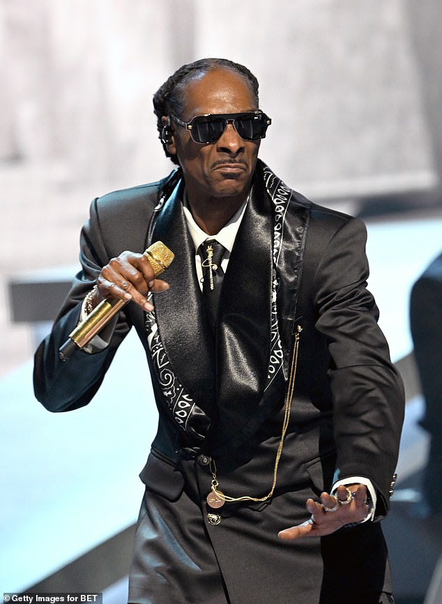 Guests will be entertained by Snoop Dogg who will play host at the afterparty. The legendary rap artist previously worked with Blanco and BTS on 2022 chart flop, Bad Decisions