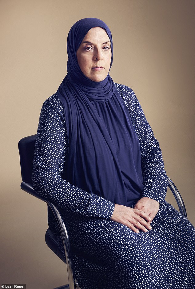 Fawziyah's mother Yasmin Javed, says her daughter did everything possible to leave her abusive relationship