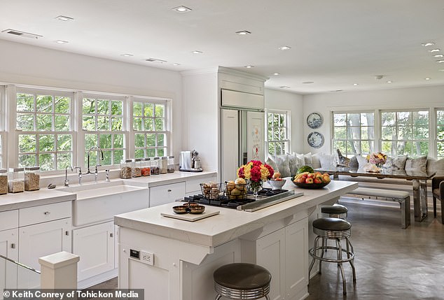 'Live out your lavender farm dreams,' the listing teases, emphasizing both its aesthetic beauty and turnkey functionality