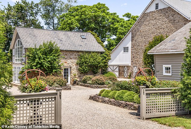 The property is where Gigi gave birth to her then-partner Zayn, daughter, Khai, alongside her mom, sister Bella, a local midwife and the midwife's assistant