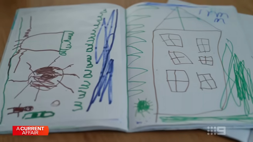 Illustration of a child's drawing depicting a house, a spider, and other elements, spread across two pages of a notebook.