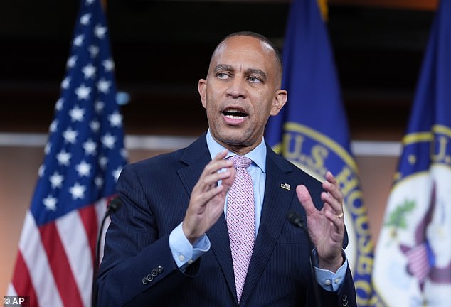 House Minority Leader Hakeem Jeffries, D-N.Y., meets with reporters at the Capitol in Washington, Thursday, Sept. 25, 2025, days before federal funding runs out that could trigger a government shutdown. (AP Photo/J. Scott Applewhite)