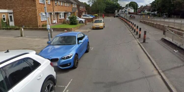 Man, 62, dies after fight on busy street as 43-year-old arrested for 'murder'