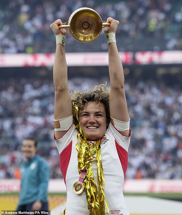 Ellie Kildunne was one of many stars as the Red Roses won the trophy for a third time