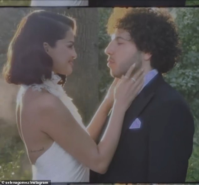 'Selena's body language here lets us know that she has, quite simply, found "the one,"' Judi James told the Daily Mail exclusively after analyzing the wedding photos and videos.