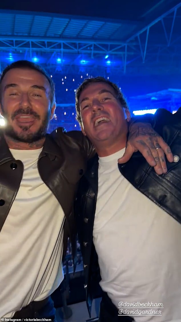 David and his best pal Dave Gardner wore complementary looks