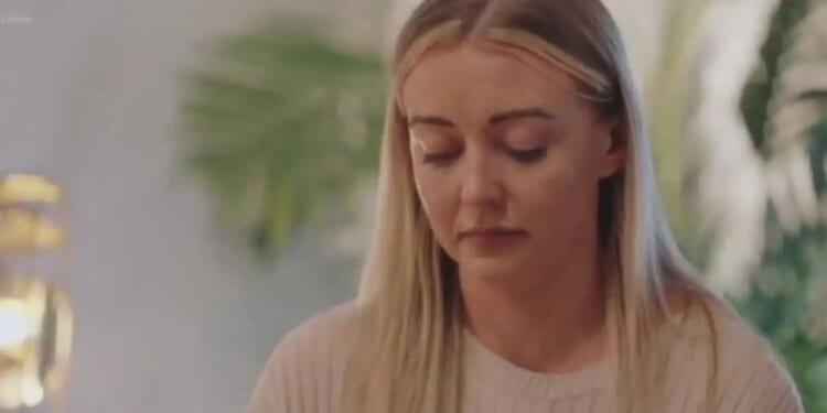 Watch MAFS' most hated bride Sarah break down in floods of tears as fans slam 'disrespectful and mean' comment to Dean