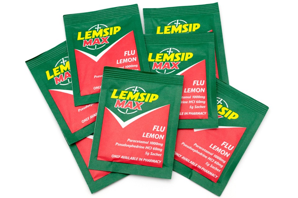 Seven sachets of Lemsip Max Flu Lemon remedy.